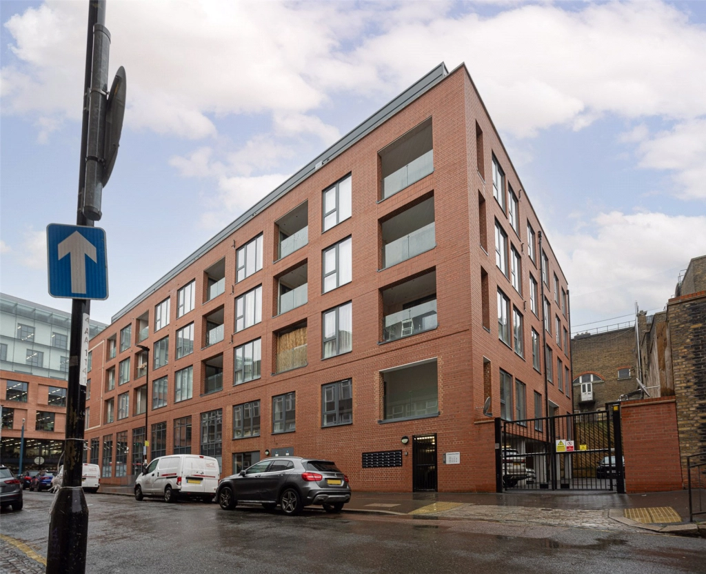 1 bedroom apartments/flats to sale in Polytechnic Street, Woolwich-image 1