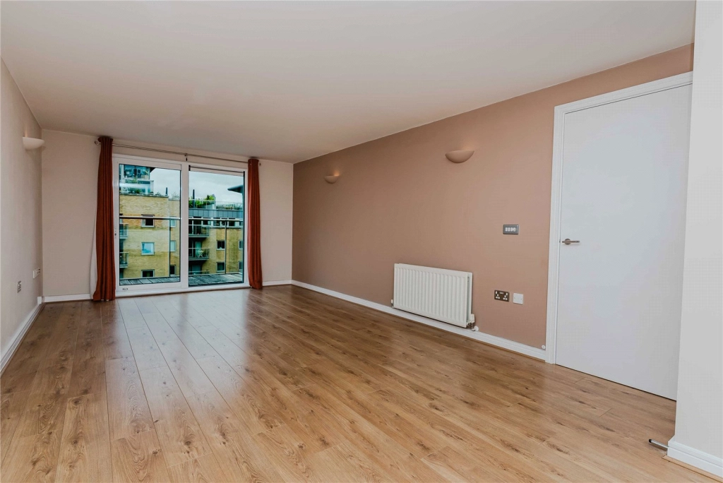 2 bedrooms apartments/flats for sale in Woolwich, Argyll Road - SE18 view 2