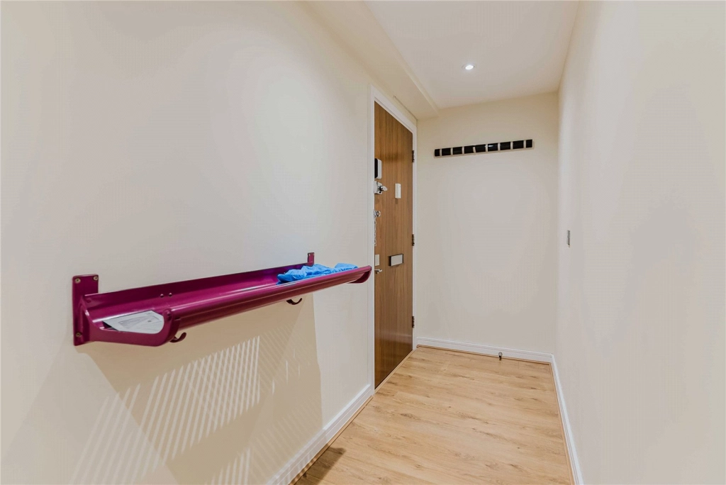 2 bedrooms apartments/flats for sale in Woolwich, Argyll Road - SE18 view 10