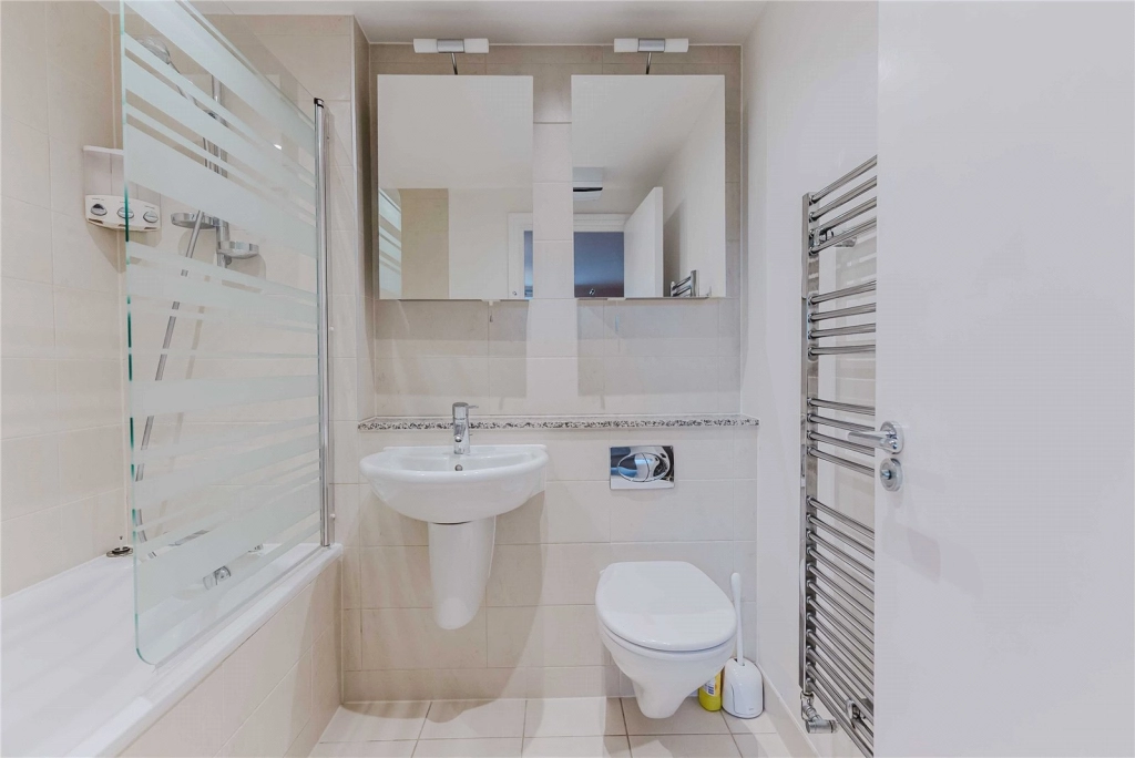 2 bedrooms apartments/flats for sale in Woolwich, Argyll Road - SE18 view 18