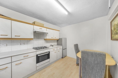 Troughton Road, New Charlton - SE7 view 11