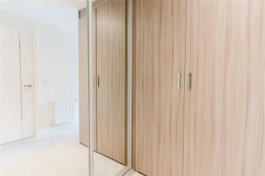 Duke of Wellington Avenue, Woolwich - SE18 view 18