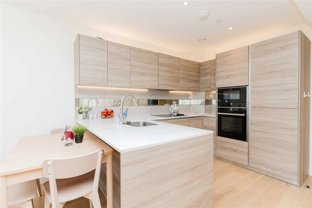 2 bedrooms apartments/flats for sale in Duke of Wellington Avenue, Woolwich - SE18 view 15