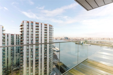 Duke of Wellington Avenue, Woolwich - SE18 view 27