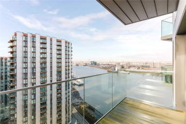 Duke of Wellington Avenue, Woolwich - SE18 view 8