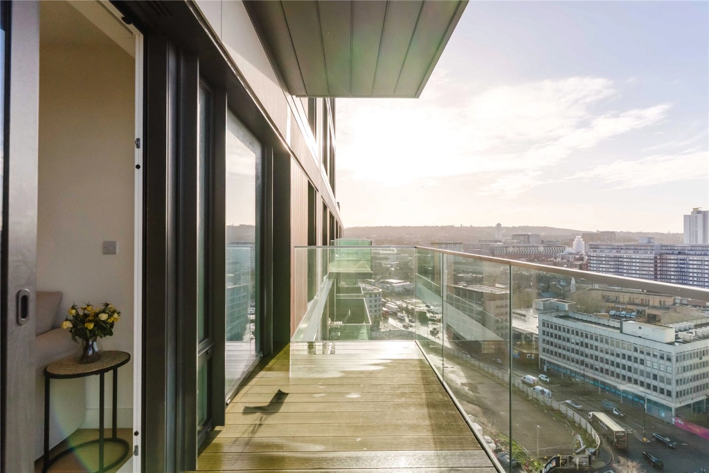 2 bedrooms apartments/flats for sale in Duke of Wellington Avenue, Woolwich - SE18 view 28