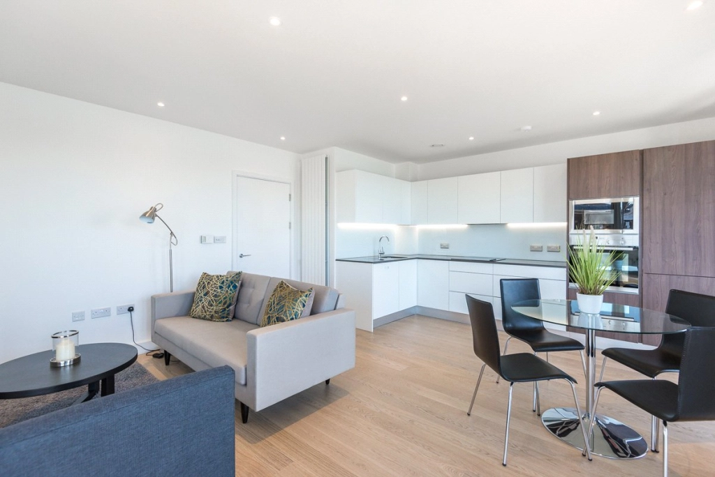 2 bedrooms apartments/flats for sale in Duke of Wellington Avenue, Woolwich - SE18 view 3