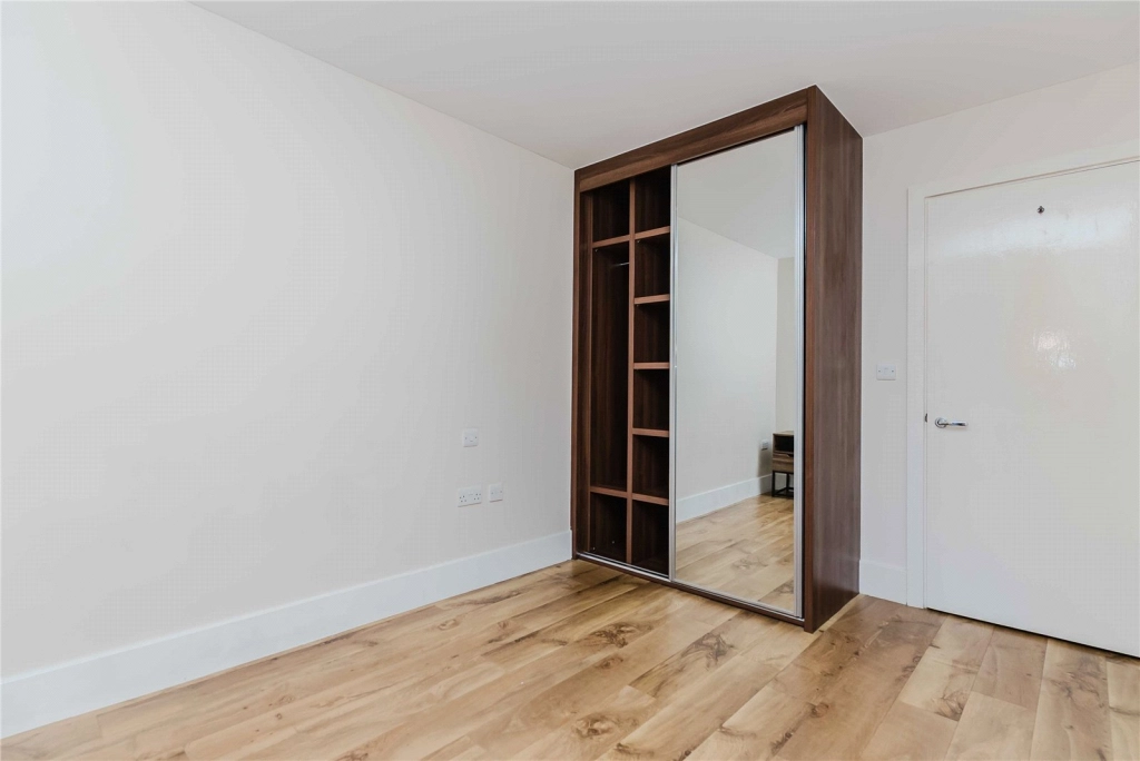 1 bedroom apartments/flats for sale in No 1 Street, Woolwich - SE18 view 4