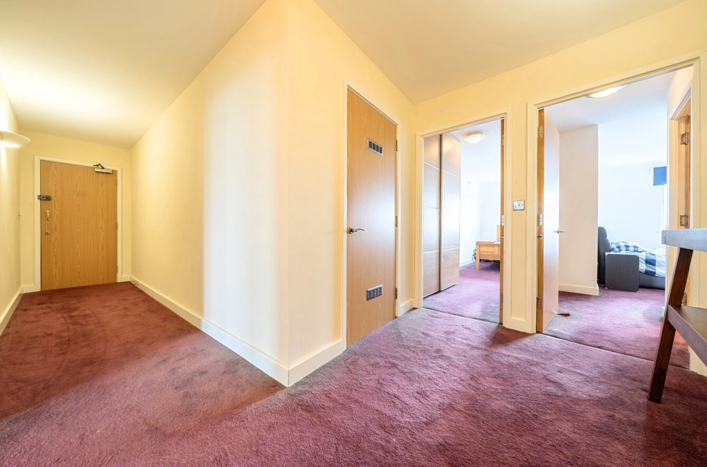 2 bedrooms apartments/flats for sale in Tideslea Path, Thamesmead - SE28 view 16