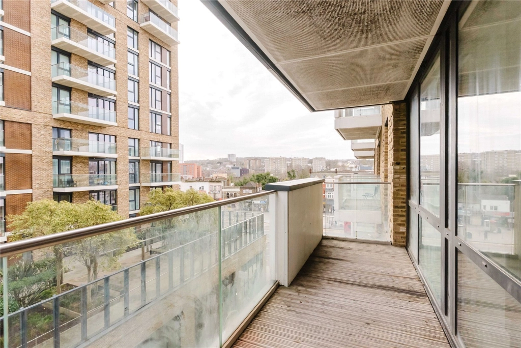 2 bedrooms apartments/flats for sale in Victory Parade, Plumstead Road, Woolwich - SE18 view 9