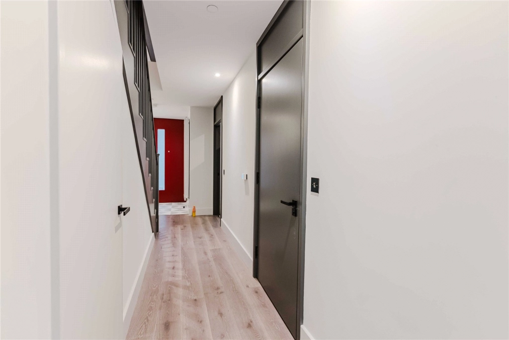 3 bedrooms apartments/flats for sale in Windsor Square, Woolwich - SE18 view 13