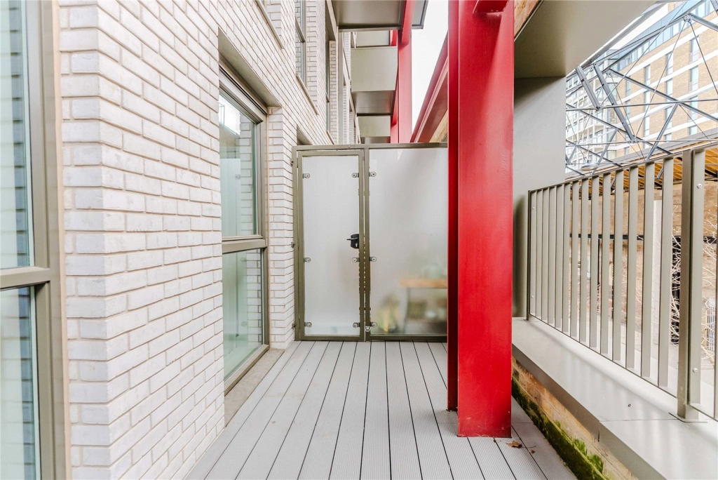 3 bedrooms apartments/flats for sale in Windsor Square, Woolwich - SE18 view 23