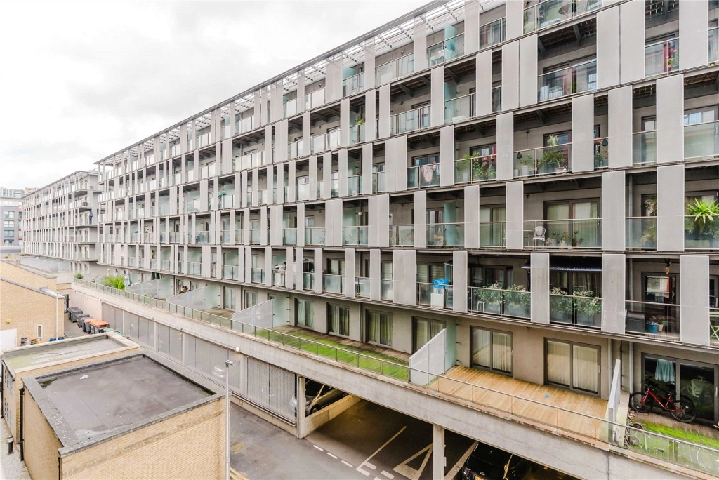3 bedrooms apartments/flats for sale in Windsor Square, Woolwich - SE18 view 25