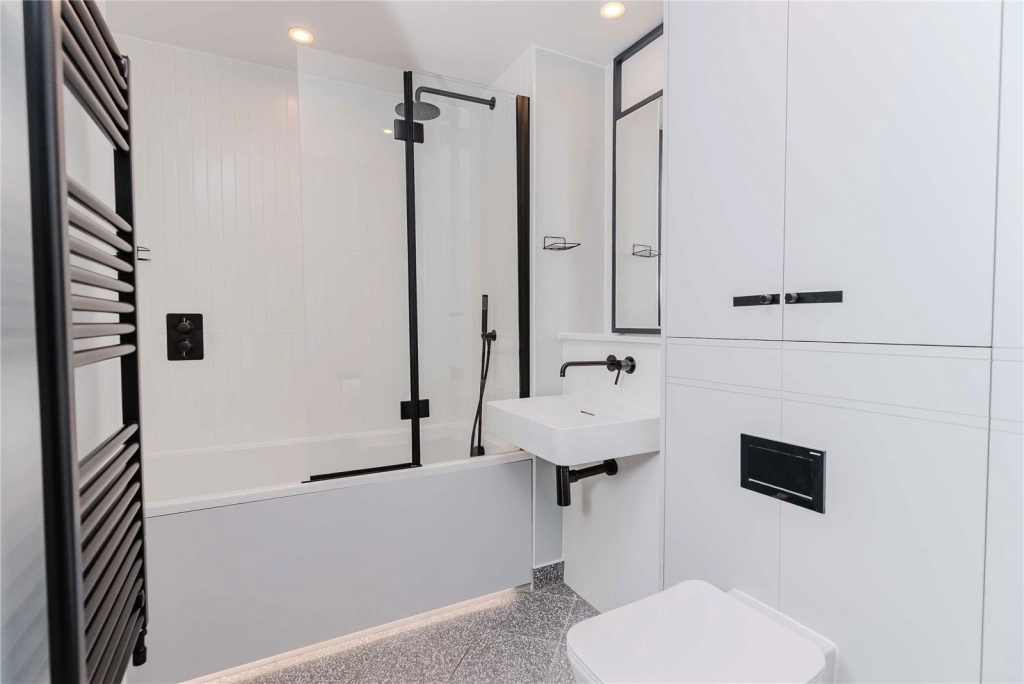 3 bedrooms apartments/flats for sale in Windsor Square, Woolwich - SE18 view 5