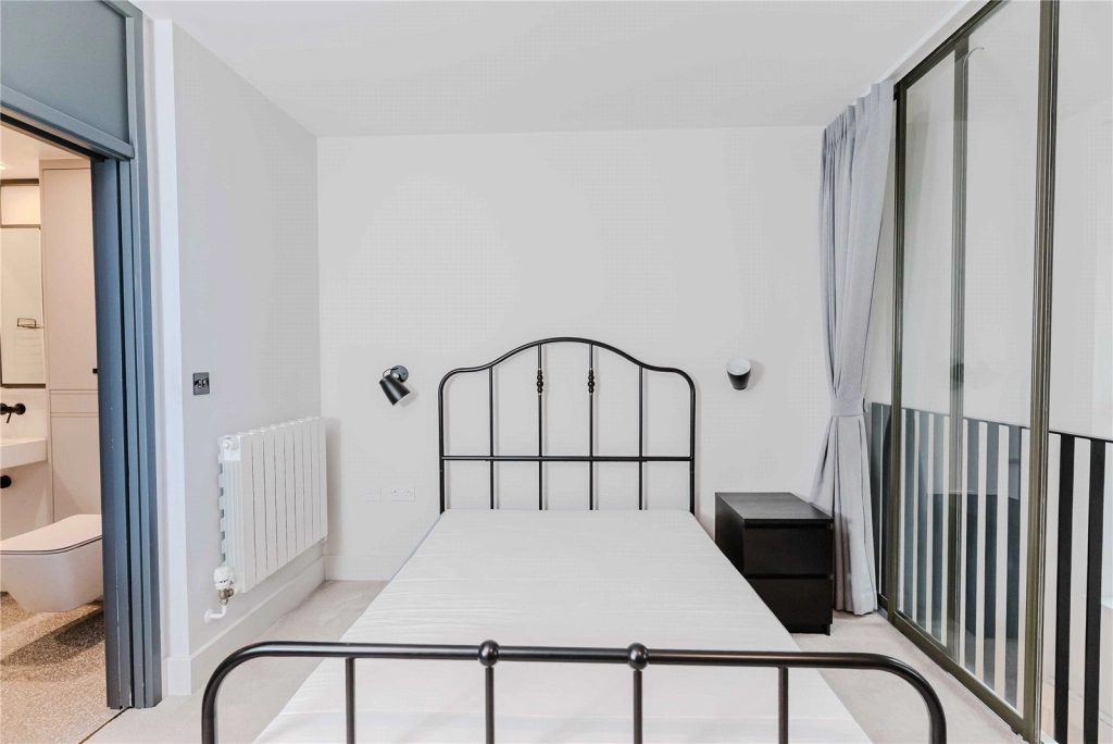 3 bedrooms apartments/flats for sale in Windsor Square, Woolwich - SE18 view 18
