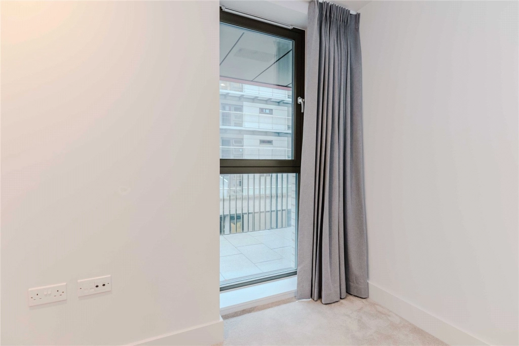 3 bedrooms apartments/flats for sale in Windsor Square, Woolwich - SE18 view 19