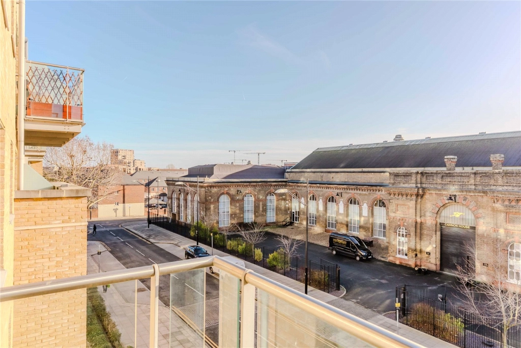 1 bedroom apartments/flats for sale in Argyll Road, Woolwich - SE18 view 18