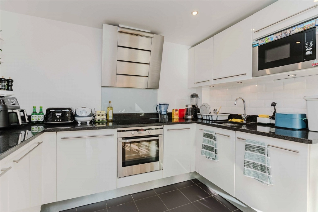 1 bedroom apartments/flats for sale in Argyll Road, Woolwich - SE18 view 13