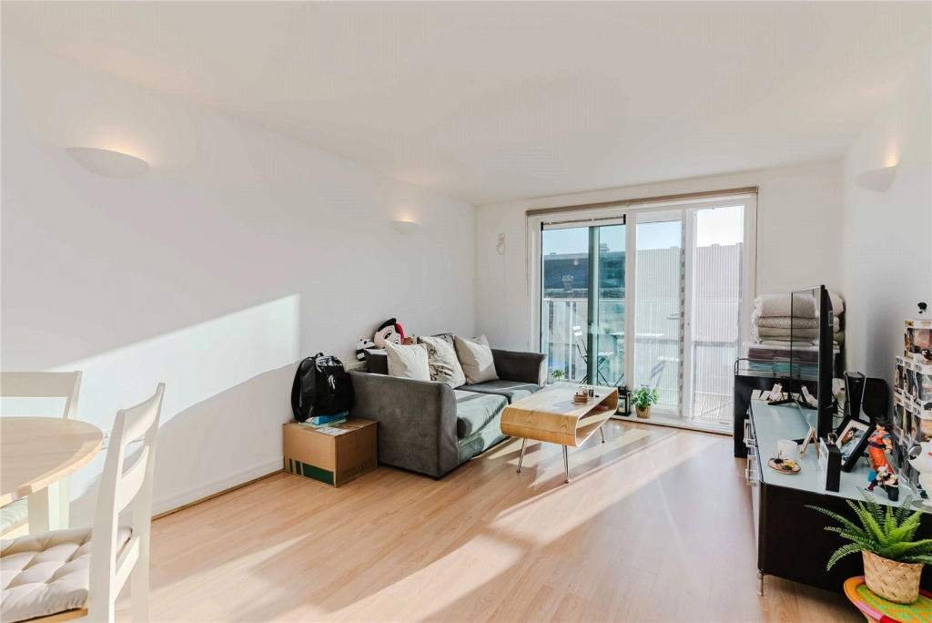 1 bedroom apartments/flats for sale in Argyll Road, Woolwich - SE18 view 2