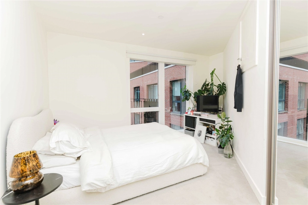 1 bedroom apartments/flats for sale in Thunderer Walk, Royal Arsenal - SE18 view 5