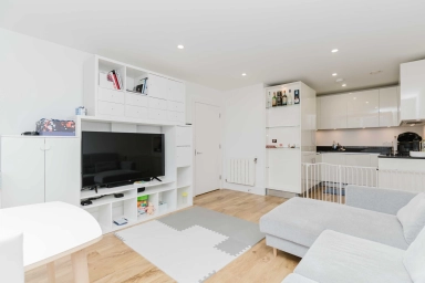 No 1 Street, Woolwich - SE18 view 19