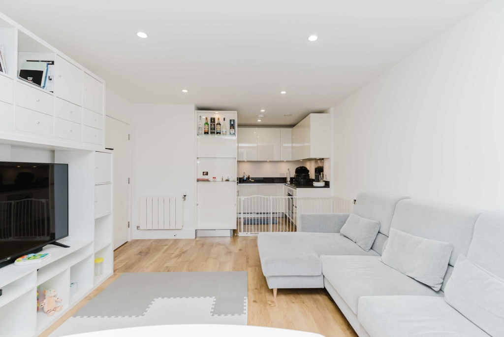 2 bedrooms apartments/flats for sale in No 1 Street, Woolwich - SE18 view 3