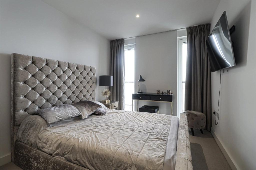 3 bedrooms apartments/flats for sale in Duke of Wellington Avenue, Royal Arsenal - SE18 view 5