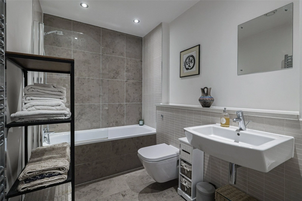 2 bedrooms houses for sale in Parade Ground Path, Woolwich - SE18 view 5