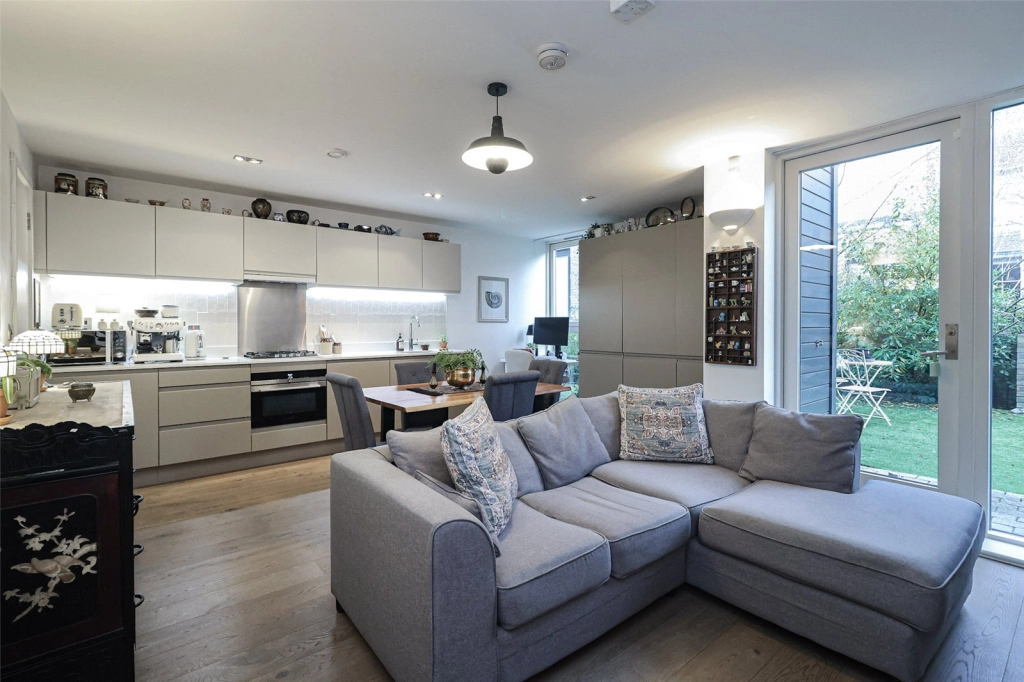 2 bedrooms houses for sale in Parade Ground Path, Woolwich - SE18 view 12