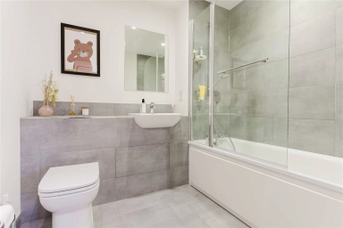 Victory Parade, Woolwich - SE18 view 6