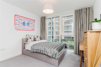 Victory Parade, Woolwich - SE18 view 13