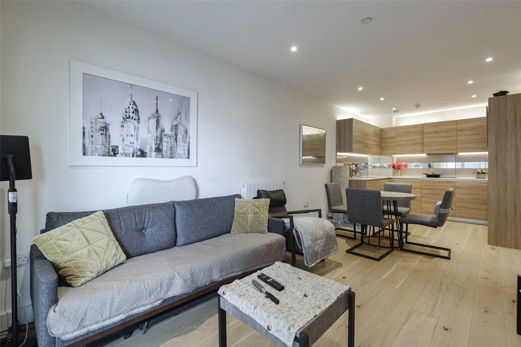 2 bedrooms apartments/flats for sale in Duke of Wellington Avenue, Woolwich - SE18 view 10