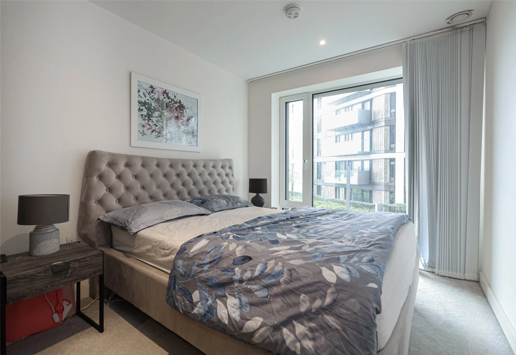 2 bedrooms apartments/flats for sale in Duke of Wellington Avenue, Woolwich - SE18 view 4