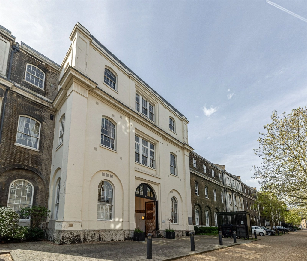 2 bedrooms apartments/flats for sale in Marlborough Road, Woolwich - SE18 view 9