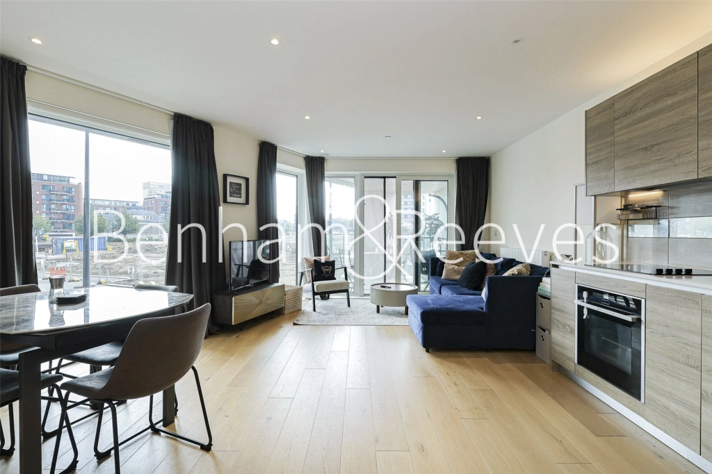 1 bedroom apartments/flats for sale in Duke of Wellington Avenue, London - SE18 view 8