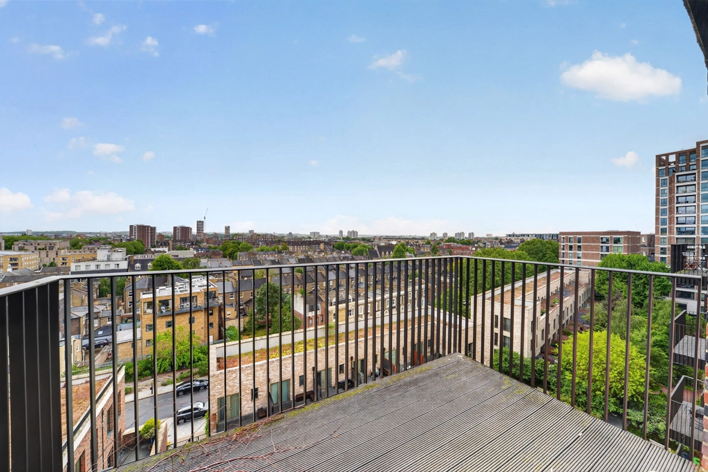 1 bedroom apartments/flats for sale in Heygate Street, Elephant and Castle - SE17 view 3