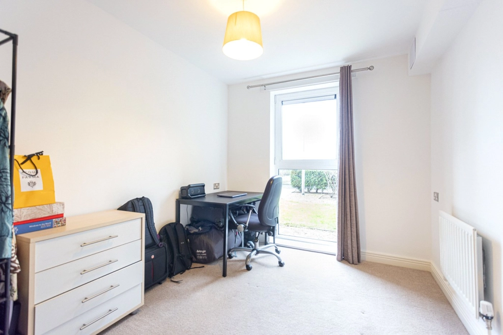 2 bedrooms apartments/flats for sale in Erebus Drive, London - SE28 view 7