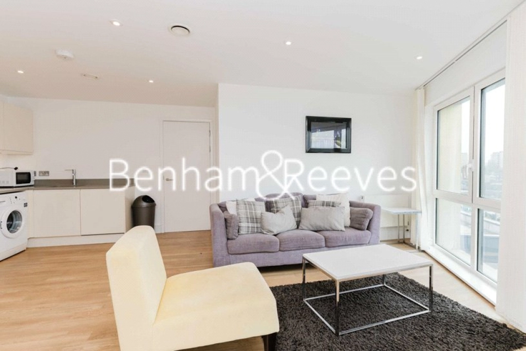 2 bedrooms apartments/flats for sale in Tilston Bright Square, London - SE2 view 2
