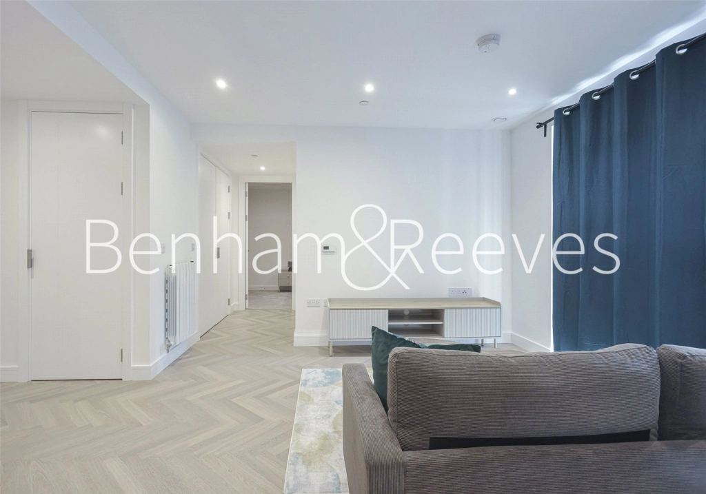 1 bedroom apartments/flats for sale in Brigadier Walk, London - SE18 view 6