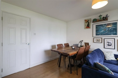 Harlinger Street, Woolwich - SE18 view 13