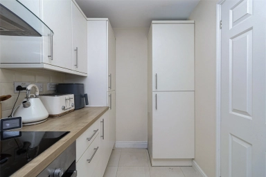 Harlinger Street, Woolwich - SE18 view 5