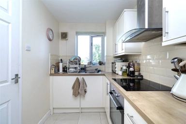 Harlinger Street, Woolwich - SE18 view 8