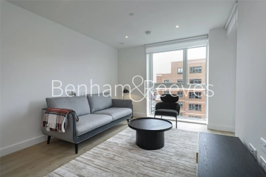 Southlake Road, London - SE28 view 1