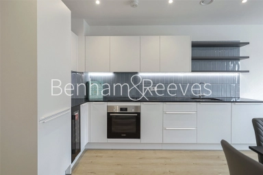 Southlake Road, London - SE28 view 5