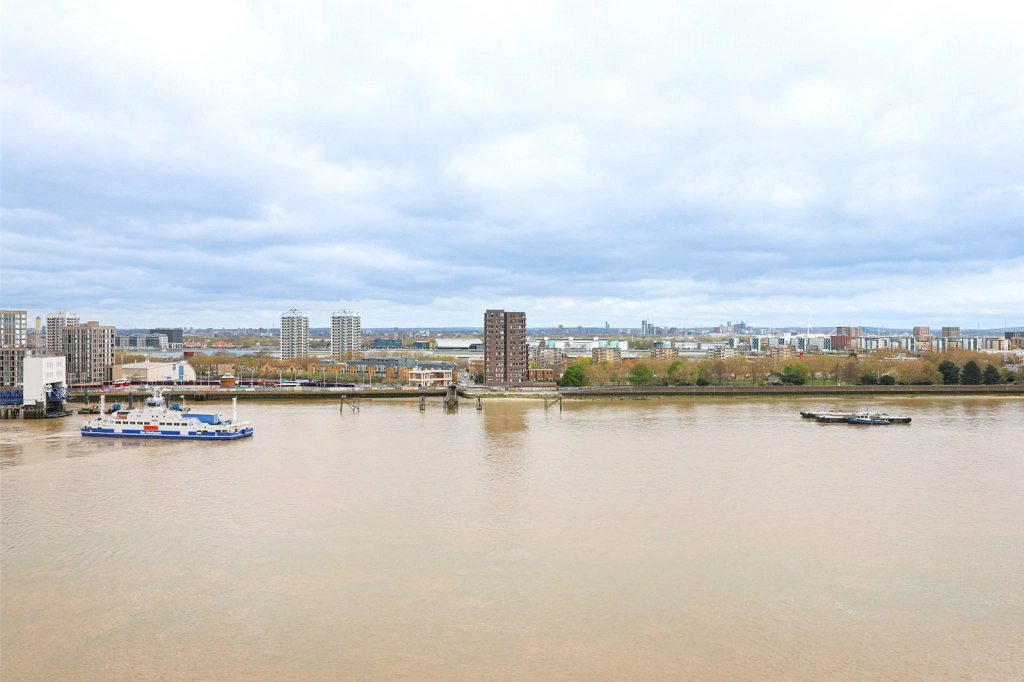 2 bedrooms apartments/flats for sale in Brigadier Walk, London - SE18 view 12