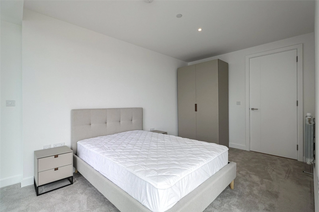 2 bedrooms apartments/flats for sale in Brigadier Walk, London - SE18 view 14
