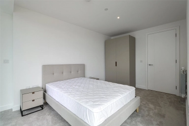 Brigadier Walk, London - SE18 view 14