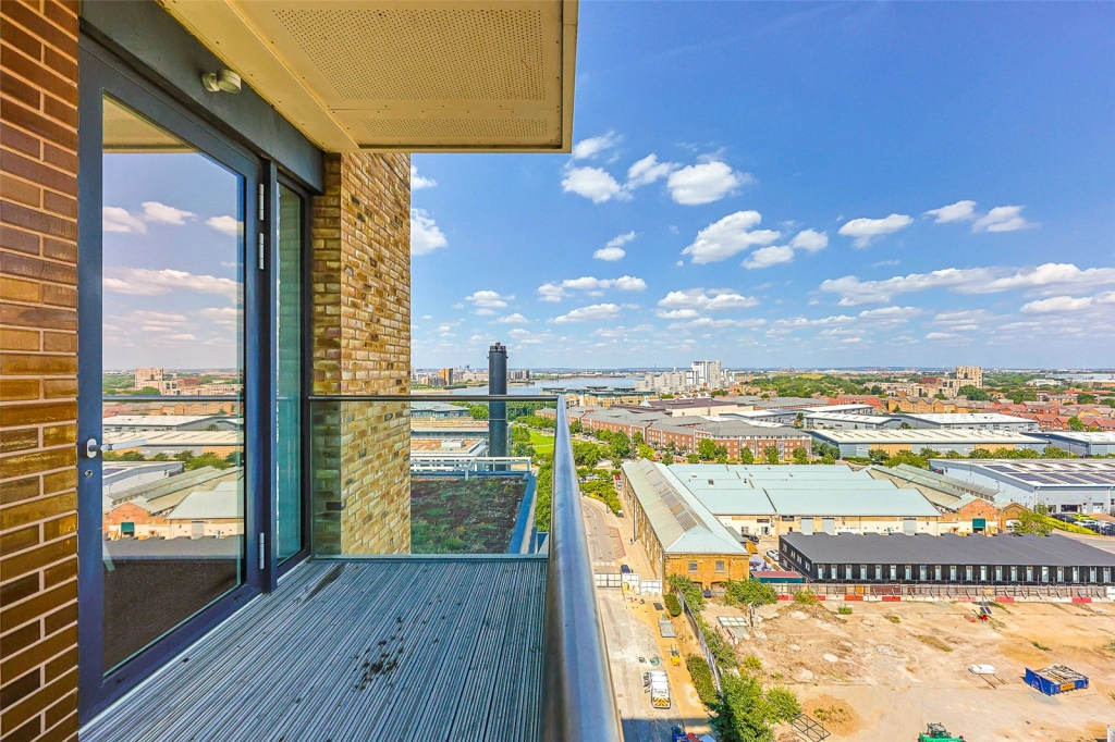 1 bedroom apartments/flats for sale in Victory Parade, Woolwich - SE18 view 7