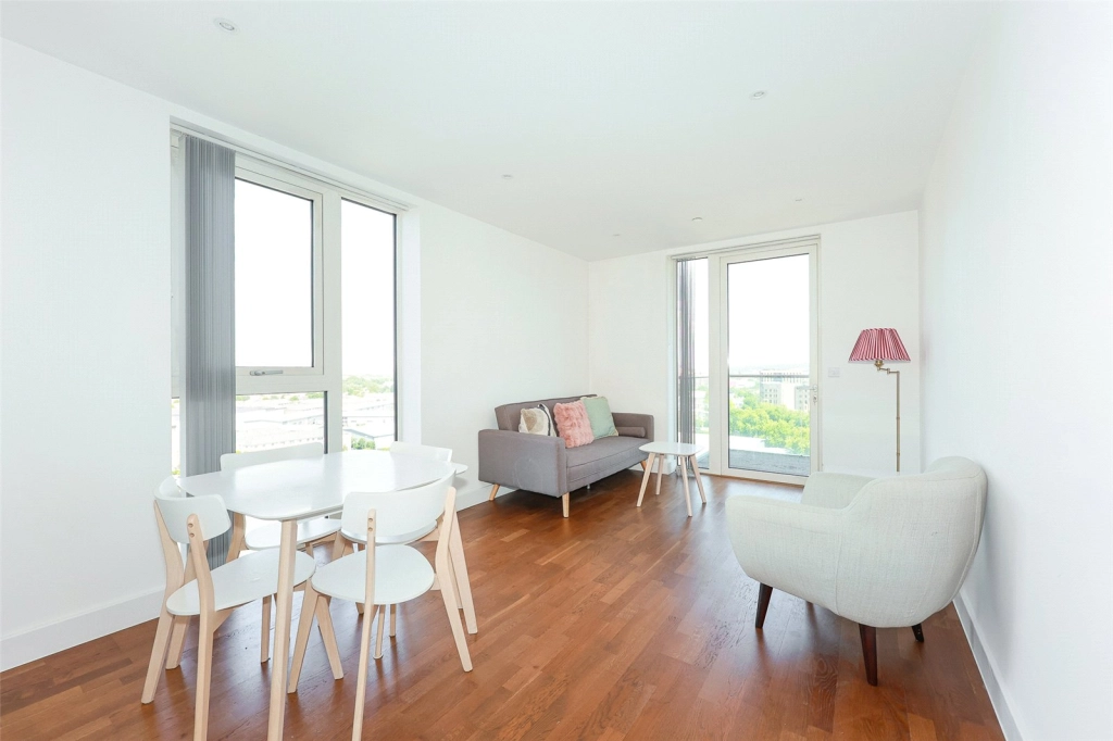 1 bedroom apartments/flats for sale in Victory Parade, Woolwich - SE18 view 2