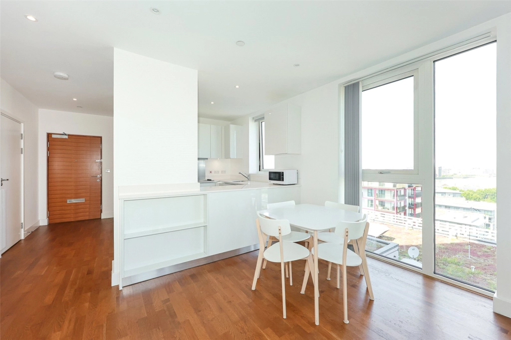 1 bedroom apartments/flats for sale in Victory Parade, Woolwich - SE18 view 4